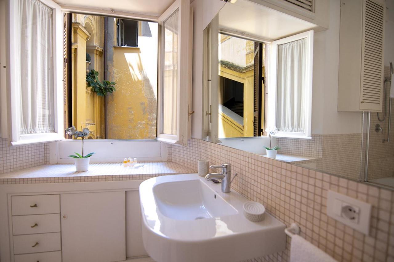 Triton Place Rome Luaran gambar